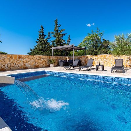 My Dalmatia - Holiday Home Maria With Private Swimming Pool Kakma Eksteriør bilde